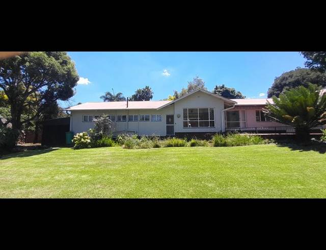 3 BEDROOM HOUSE FOR SALE IN CLUBVIEW